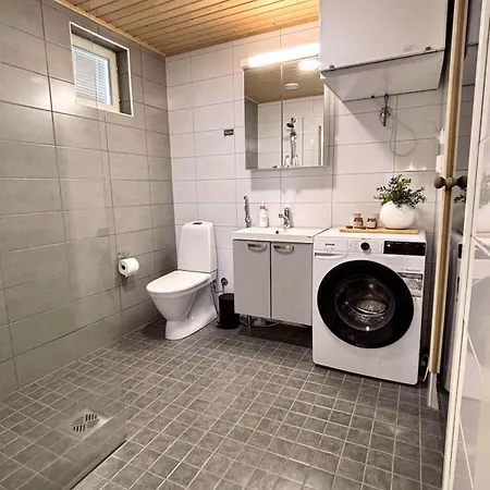 Luhtitalon Paeaetyhuoneisto Saunalla - Liinavaatteet,pyyhkeet Ja Loppusiivous Sisaeltyvaet Aina Majoituksen Hintaan Appartamento