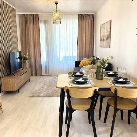 Appartamento Luhtitalon Paeaetyhuoneisto Saunalla - Liinavaatteet,pyyhkeet Ja Loppusiivous Sisaeltyvaet Aina Majoituksen Hintaan *