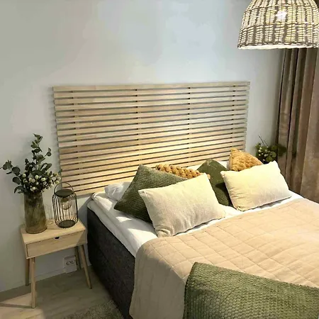 Luhtitalon Paeaetyhuoneisto Saunalla - Liinavaatteet,pyyhkeet Ja Loppusiivous Sisaeltyvaet Aina Majoituksen Hintaan Kalajoki